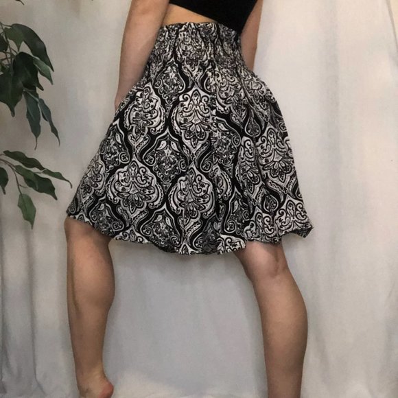 Baroque Style Black and White Business Casual Skirt - Picture 1 of 6